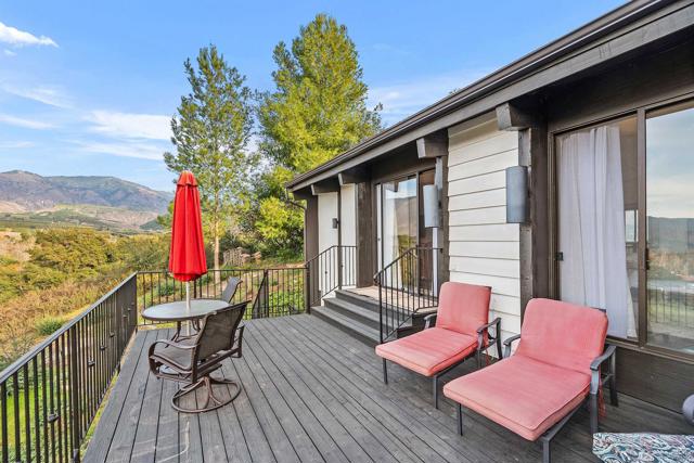 32423 Womsi Rd, Pauma Valley CA: https://media.crmls.org/mediaz/c14ec36a-e962-47c8-86dc-9a5abef92f2b.jpg