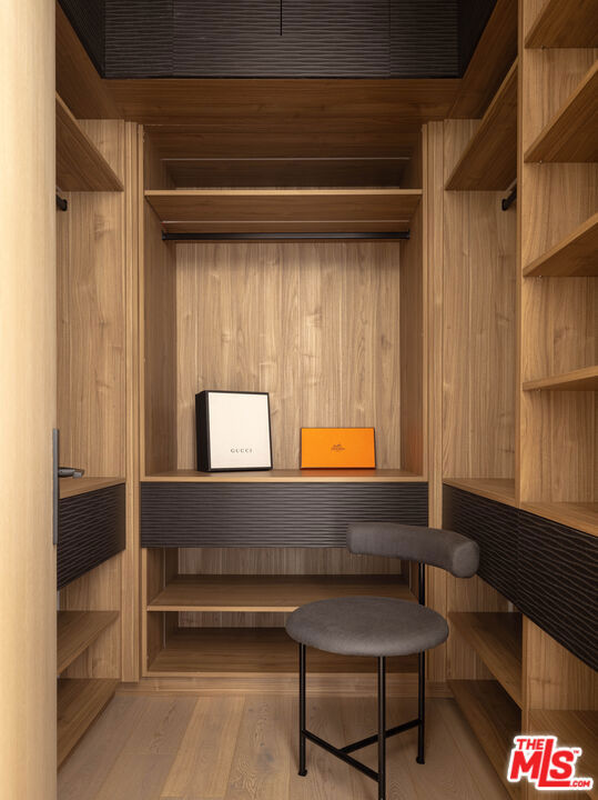 23917 Malibu Road, Malibu CA: https://media.crmls.org/mediaz/c14ef1da-de8f-4aca-ad98-ad8242210d2d.jpg