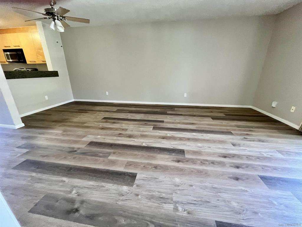 7405 Charmant Drive - photo 15