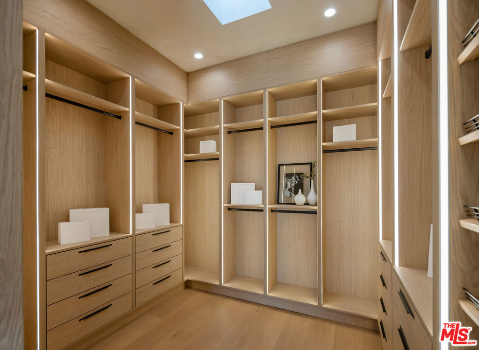 MLS #25622097 image #20