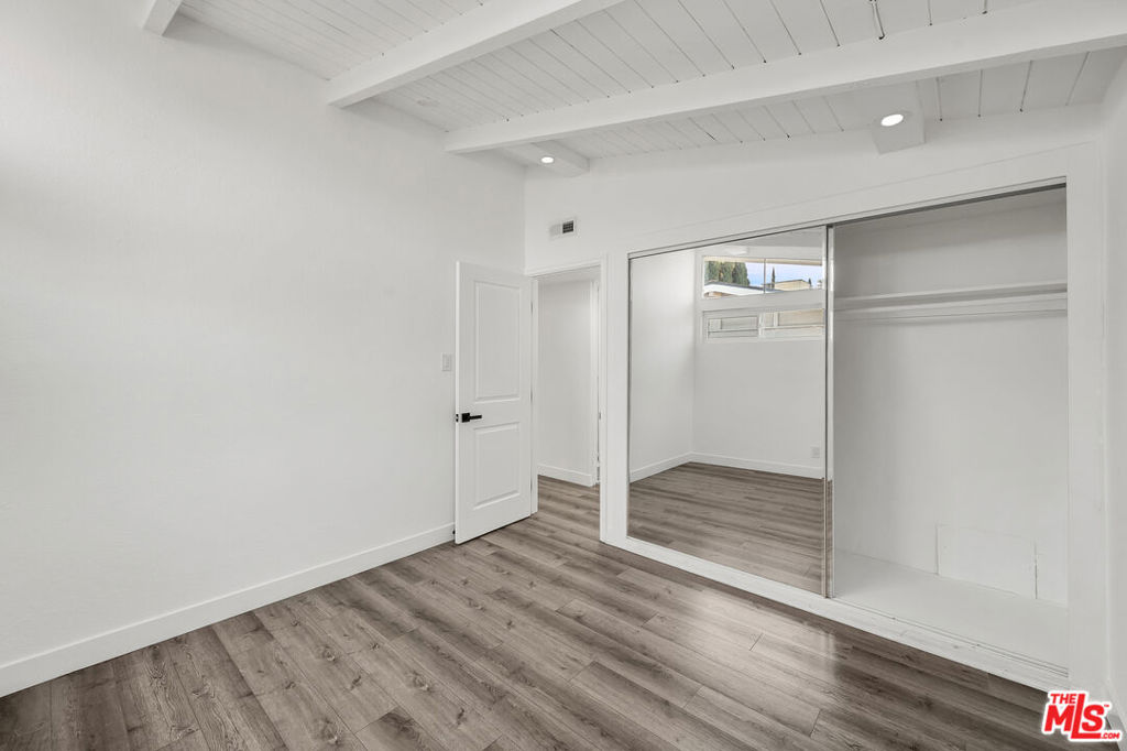 C1528392 039D 414D 9836 D9715C02Cc71 8153 Tunney Avenue, Reseda, Ca 91335 &Lt;Span Style='BackgroundColor:transparent;Padding:0Px;'&Gt; &Lt;Small&Gt; &Lt;I&Gt; &Lt;/I&Gt; &Lt;/Small&Gt;&Lt;/Span&Gt;