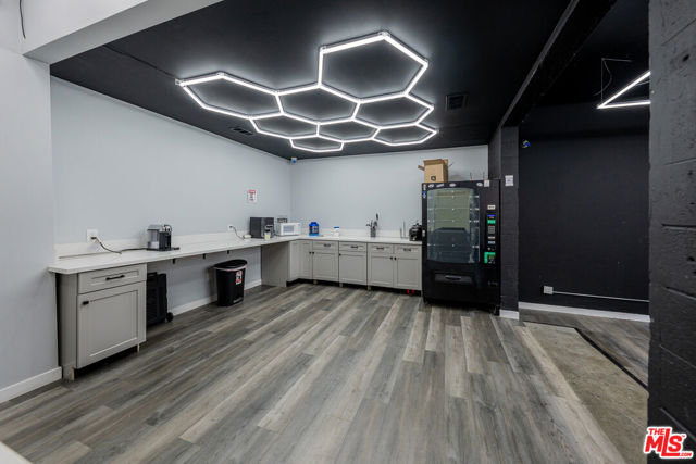  Commercial for Sale in Panorama City, California