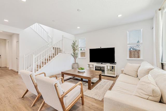 5390 Clauzetto Way, Antioch CA: https://media.crmls.org/mediaz/c1556544-b3e0-4a76-b78c-5858048e9eb9.jpg