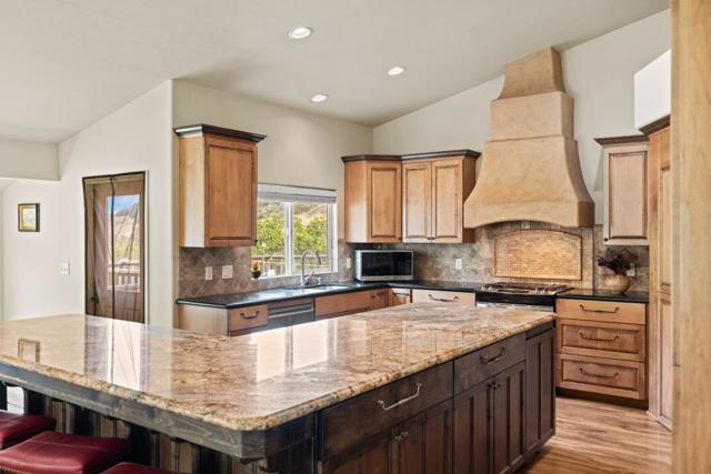 453 Corral De Tierra Road,  CA: https://media.crmls.org/mediaz/c155873f-98be-469a-85df-1a8f775dd46f.jpg