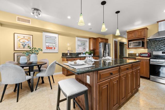 4685 Long Branch Ave, San Diego CA: https://media.crmls.org/mediaz/c15660ab-48d5-4ecc-b3f7-a206eaf3b2f6.jpg