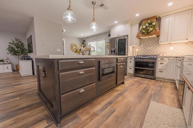24550 Adams Ave, Murrieta CA: https://media.crmls.org/mediaz/c157727b-eebe-47e4-93d4-43478122b2fc.jpg