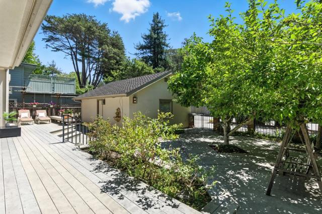 890 Pinetree Lane, Aptos CA: https://media.crmls.org/mediaz/c157f5f7-76d2-48d7-9ee3-cd24838874e9.jpg
