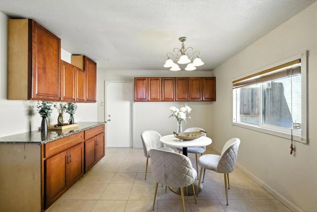 5024 Snow Drive, San Jose CA: https://media.crmls.org/mediaz/c158b305-3d5d-4e06-b1e7-4cf19f71f4b9.jpg
