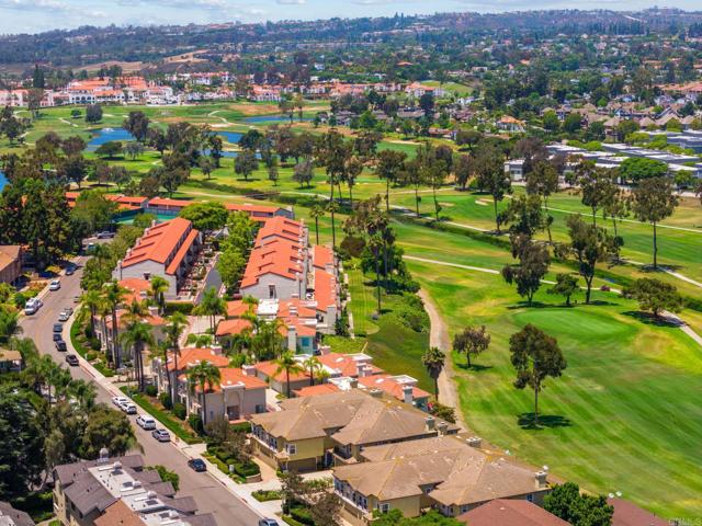 2534 Navarra Drive, Carlsbad CA: https://media.crmls.org/mediaz/c158e677-b6b1-42d1-9917-b69a893db4c3.jpg