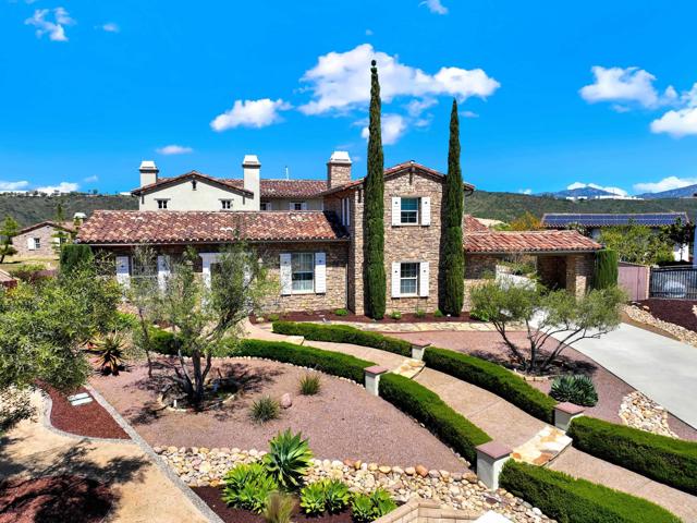 11443 Stockwood Cove, San Diego CA: https://media.crmls.org/mediaz/c15956e1-ca8f-432b-9f82-401d044aafdd.jpg
