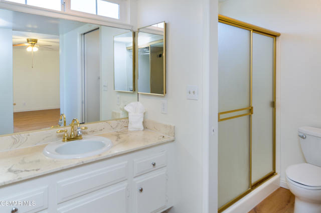 29451 Trailway Lane, Agoura Hills CA: https://media.crmls.org/mediaz/c1596987-09e4-4697-b94d-3ed840764452.jpg