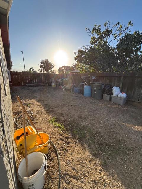 418 Calaveras Way, Greenfield CA: https://media.crmls.org/mediaz/c159d1c3-ce19-489d-9afc-6009974a02d5.jpg