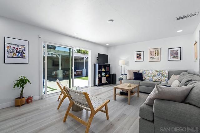 4838 Mount Saint Helens Dr, San Diego CA: https://media.crmls.org/mediaz/c159d1d7-ac8b-4917-bcf6-cebdc3987f98.jpg