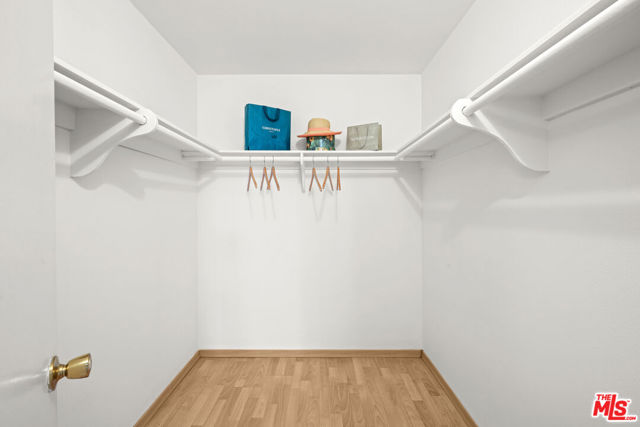 10535 Wilshire Boulevard, Los Angeles CA: https://media.crmls.org/mediaz/c159dd99-2d28-4383-b6f1-c2bb0270088c.jpg