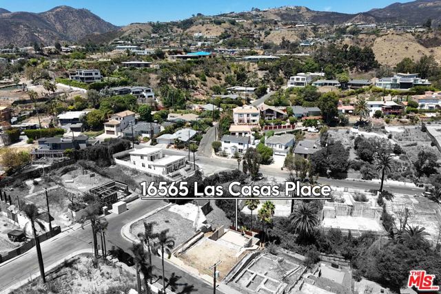 16565 Las Casas Place photo 6
