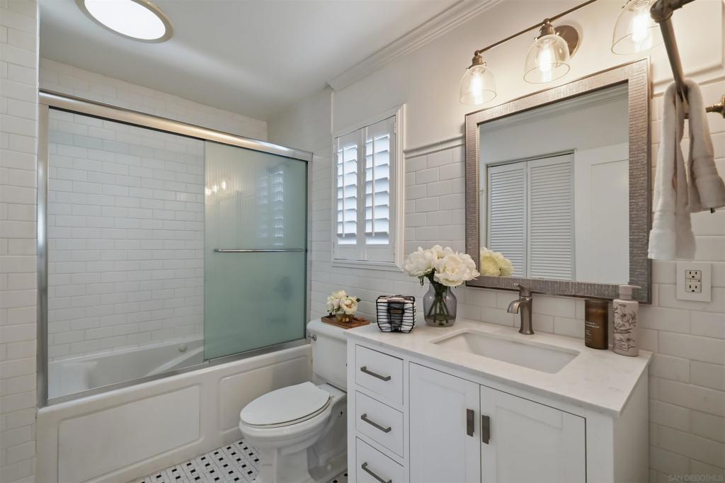 2036 Lincoln - photo 20