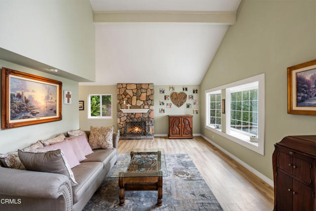 161 Harborview Court, Ventura CA: https://media.crmls.org/mediaz/c15bf5f2-3bb4-4b57-899f-3629680dbfcd.jpg