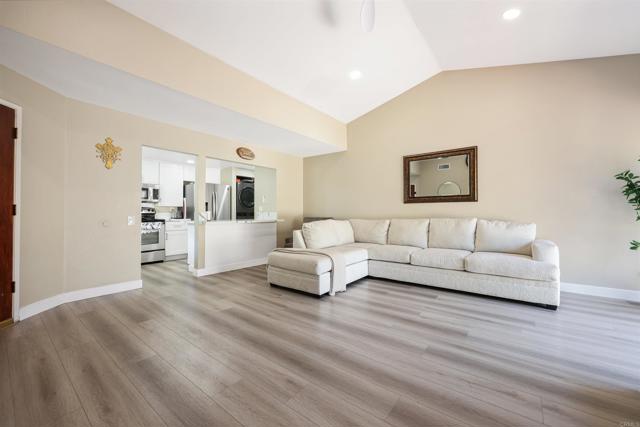 Photo #11: PTP2503208 Listing: Photo #11