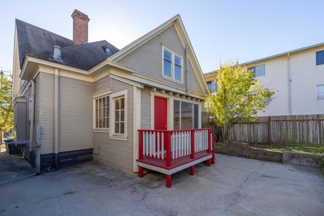 486 VAN BUREN ST, Monterey CA: https://media.crmls.org/mediaz/c15e0c1f-9e21-43da-9e23-c4673949d63b.jpg
