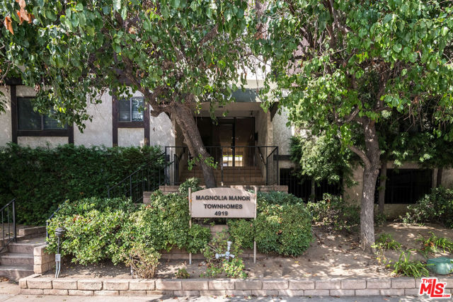 4919 Laurel Canyon Boulevard, 14 photo 4