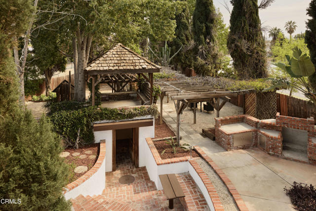 6900 Lurline Avenue, Los Angeles CA: https://media.crmls.org/mediaz/c1601d72-4da0-4f8b-9368-371e850dc8ab.jpg