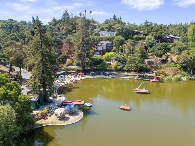 100 Vaquero Way, Redwood City CA: https://media.crmls.org/mediaz/c1602fce-1f80-4d1f-892a-a57e888bc8a2.jpg