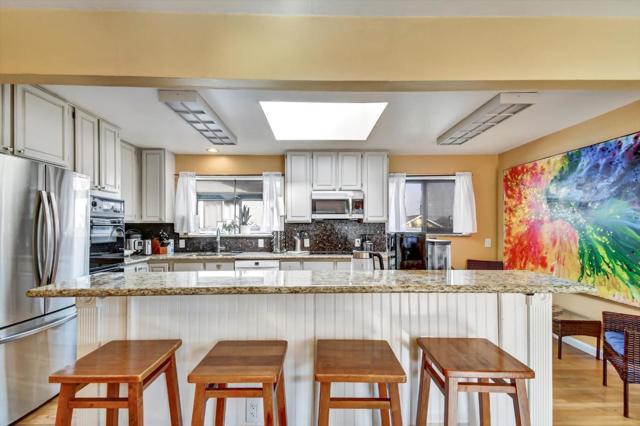 847 Arguello Boulevard, Pacifica CA: https://media.crmls.org/mediaz/c1624e0c-d371-41be-8cde-64a00282c2dd.jpg