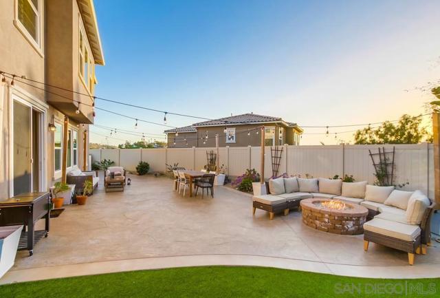 Image 62 of 75 For 9221 Helix Mesa Way