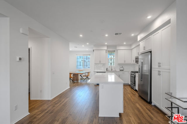 15978 Pilot Avenue, Chino CA: https://media.crmls.org/mediaz/c163228c-5762-4d6c-acb4-9c719ada10c1.jpg