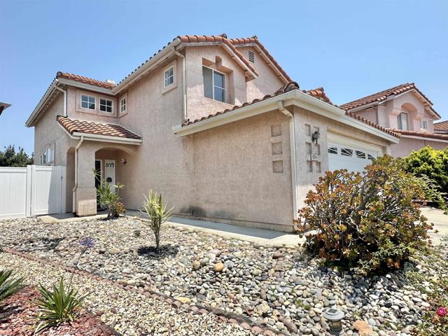 Detail Gallery Image 2 of 25 For 579 via La Paloma, Chula Vista,  CA 91910 - 4 Beds | 3 Baths