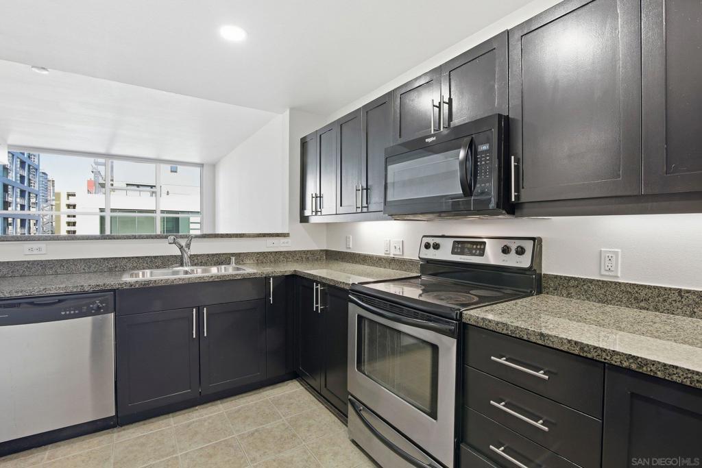 253 10th Ave - photo 10