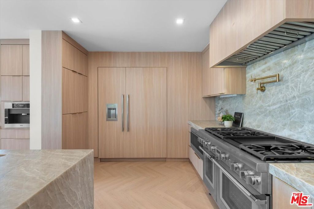 MLS #26845903 image #19
