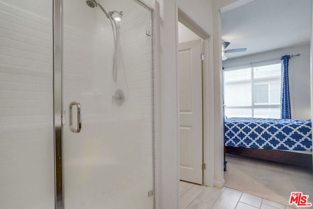 20619 Oakglen Lane, Winnetka CA: https://media.crmls.org/mediaz/c165668d-06aa-4f08-8f0d-a43bcb030ce0.jpg