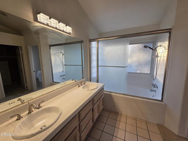 Detail Gallery Image 12 of 17 For 7826 Barstow St, Ventura,  CA 93004 - 4 Beds | 2/1 Baths