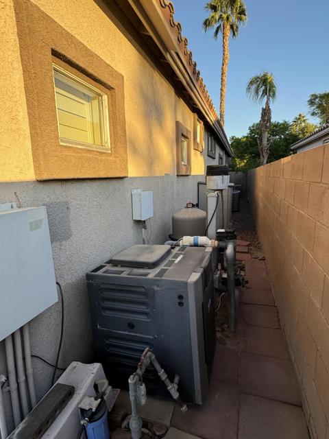 45187 Crystal Springs Drive, Indio CA: https://media.crmls.org/mediaz/c166ff19-71e4-4116-b87c-3f9250c777a6.jpg