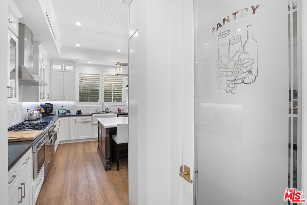 5235 Sylmar AvenueSherman Oaks img 16