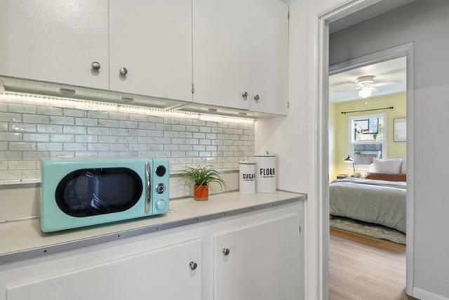 Image 13 of 31 For 240 Sawyer Street