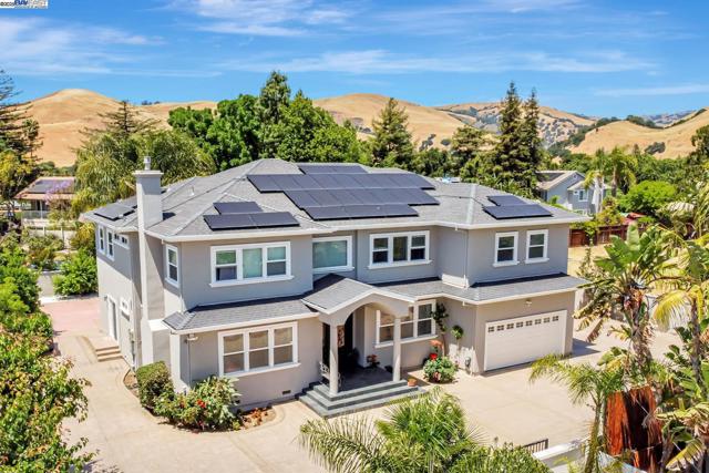 190 Pickering Ave, Fremont CA: https://media.crmls.org/mediaz/c169fb3f-a5b2-4679-b0a1-a2bbb94ce957.jpg