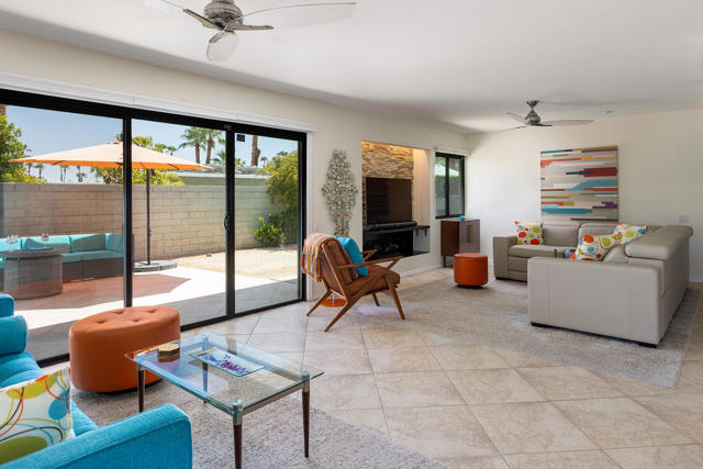 1111 E Ramon Road, Palm Springs CA: https://media.crmls.org/mediaz/c16a6757-df5a-4635-9aca-b10506f4d7ab.jpg