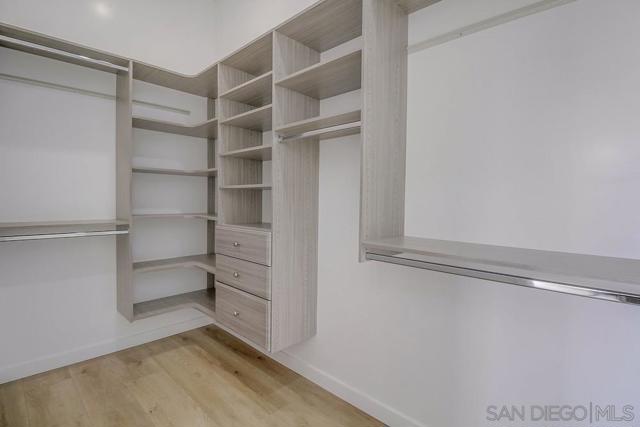 4607 Santa Cruz, San Diego CA: https://media.crmls.org/mediaz/c16ad074-d3b2-4366-b2dc-b5bc81e90e0c.jpg