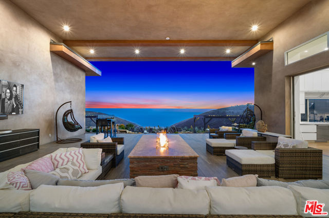10715 Yerba Buena Road, Malibu CA: https://media.crmls.org/mediaz/c16b8bef-6642-44e9-b80a-396472aa3a7d.jpg