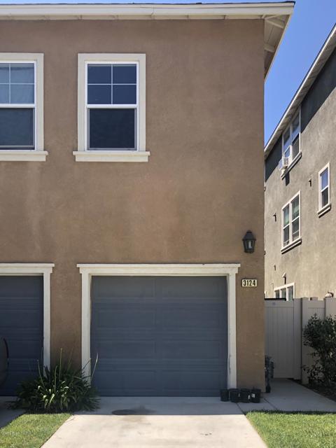 3124 Lisbon Lane, Oxnard CA: https://media.crmls.org/mediaz/c16ba5da-7ff3-4445-a23d-44163afa1b88.jpg