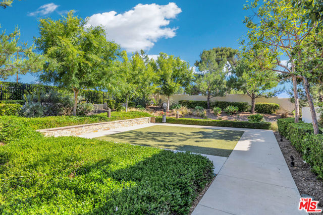 19 Linden Lane, Temple City CA: https://media.crmls.org/mediaz/c16c48a7-ceb6-42ed-a4eb-1891ba205efe.jpg