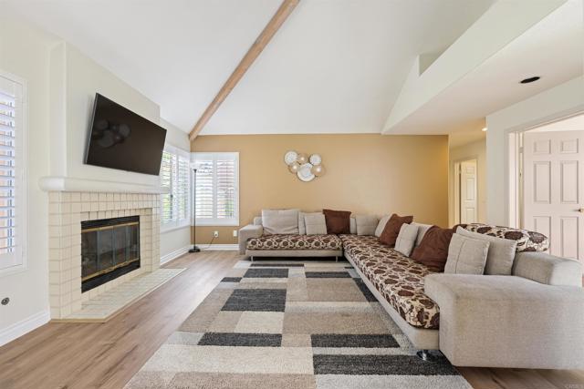 12027 Caminito Corriente, San Diego CA: https://media.crmls.org/mediaz/c16c81e3-4468-42b8-a9dd-864915a252a0.jpg