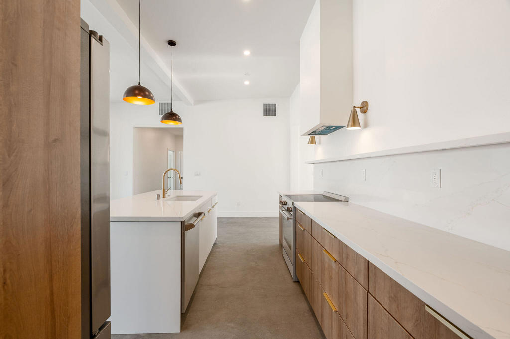 MLS #219137751DA image #8