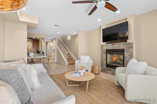 814 Kingston Ct, San Diego CA: https://media.crmls.org/mediaz/c16ebe1b-58ea-47c1-a117-9ea311b3d6ac.jpg