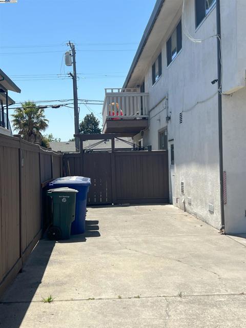 1888 Bancroft Avenue, San Leandro CA: https://media.crmls.org/mediaz/c16fe21c-0915-4271-a1d3-ae53f0ec2c21.jpg