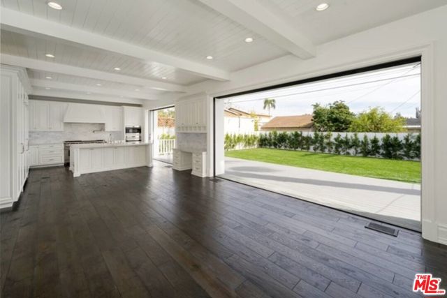 10338 Keswick Avenue, Los Angeles CA: https://media.crmls.org/mediaz/c1716aba-ec03-4203-aef7-849352664b3a.jpg