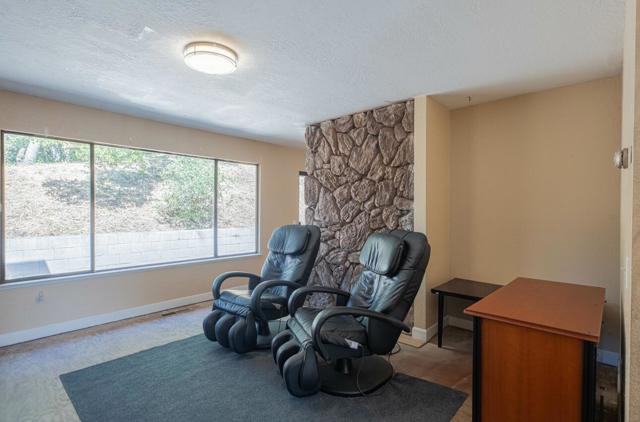 18105 Wylie Hill Lane, Prunedale CA: https://media.crmls.org/mediaz/c1718a2f-c978-4b93-978f-e1b4599328df.jpg