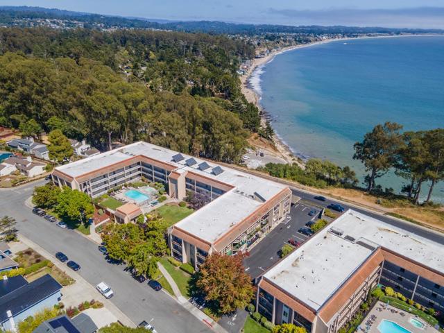 870 Park Avenue, Capitola CA: https://media.crmls.org/mediaz/c1723569-800e-4808-9412-5f54d3dd88d9.jpg